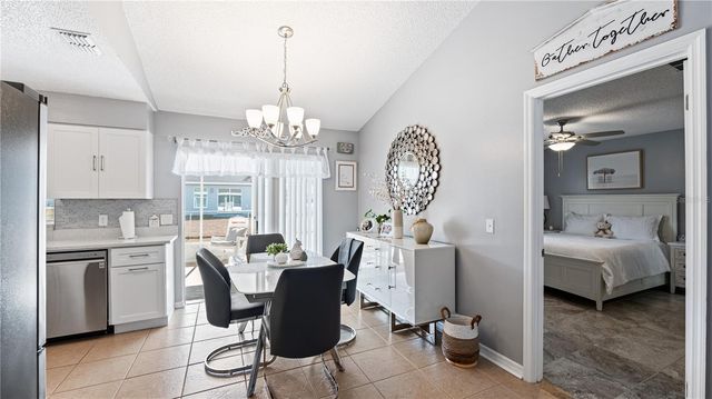 15106 SW 38TH CIRCLE, Ocala, FL 34473