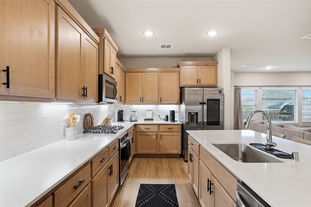 10609 Kenosha Street, Fort Worth, TX 76179