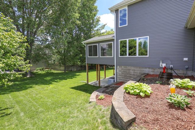 12930 Emmer Place, Apple Valley, MN 55124
