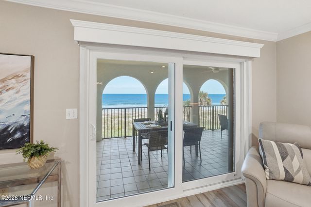 10 10TH Street 9B, Atlantic Beach, FL 32233
