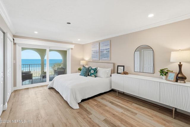 10 10TH Street 9B, Atlantic Beach, FL 32233