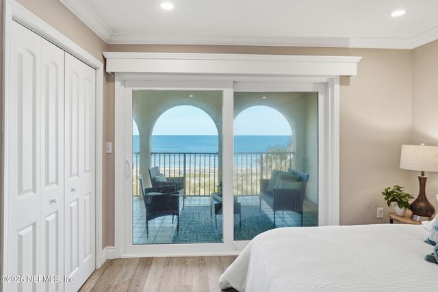 10 10TH Street 9B, Atlantic Beach, FL 32233