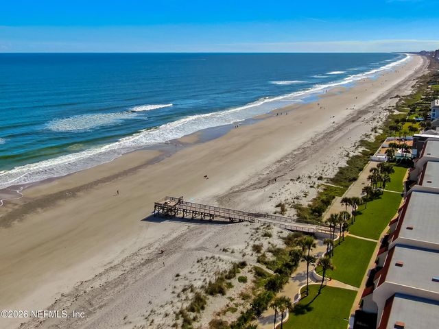 10 10TH Street 9B, Atlantic Beach, FL 32233