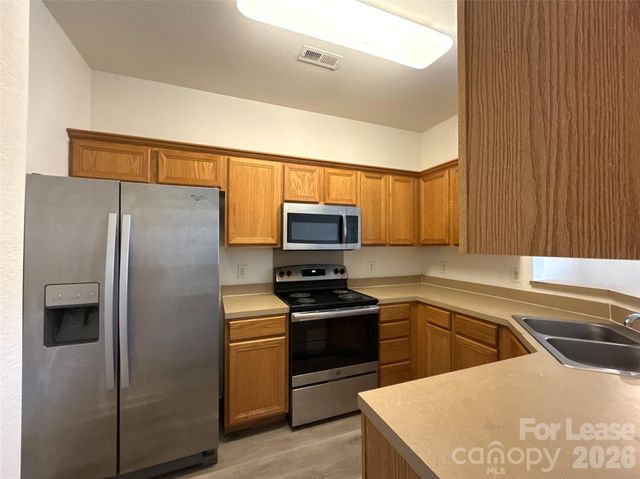 4606 Kingsland Court, Charlotte, NC 28269