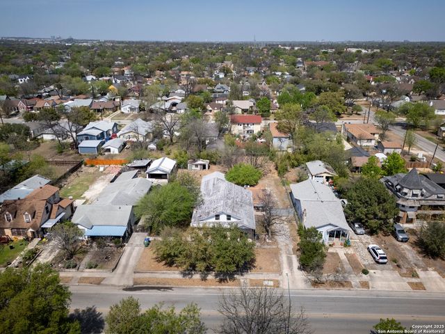 1907 W WOODLAWN AVE, San Antonio, TX 78201