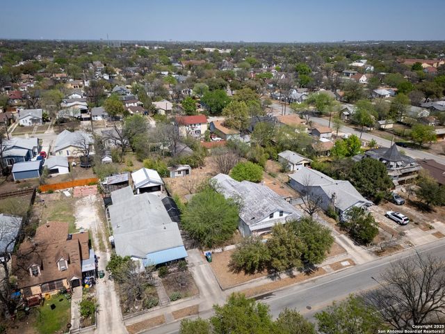 1907 W WOODLAWN AVE, San Antonio, TX 78201