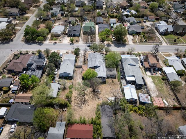 1907 W WOODLAWN AVE, San Antonio, TX 78201