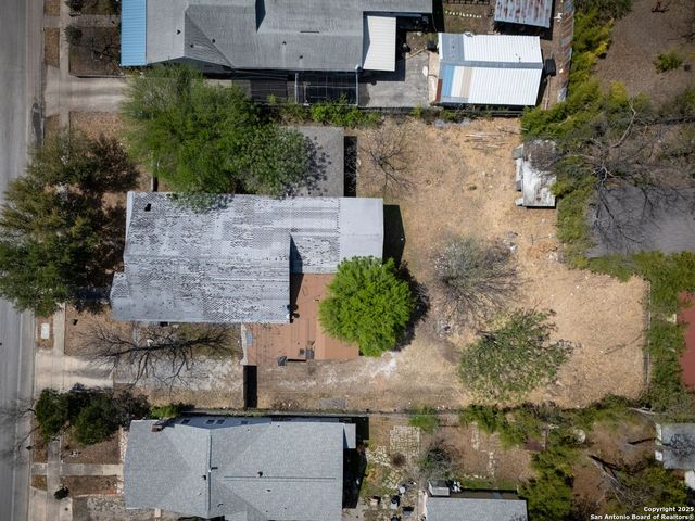 1907 W WOODLAWN AVE, San Antonio, TX 78201