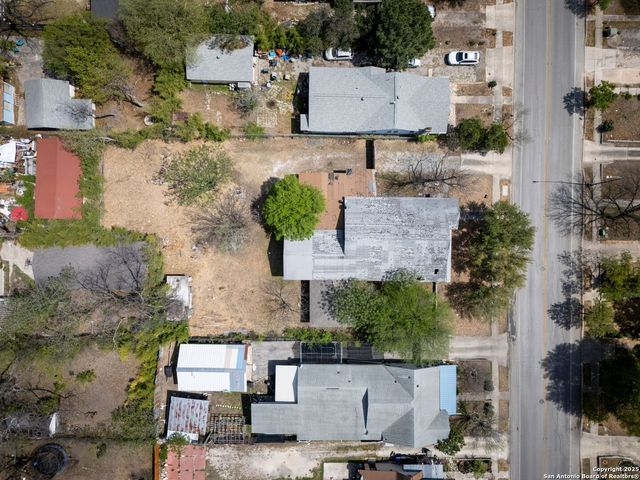 1907 W WOODLAWN AVE, San Antonio, TX 78201