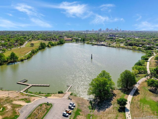 1907 W WOODLAWN AVE, San Antonio, TX 78201