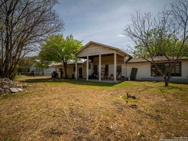 1907 W WOODLAWN AVE, San Antonio, TX 78201