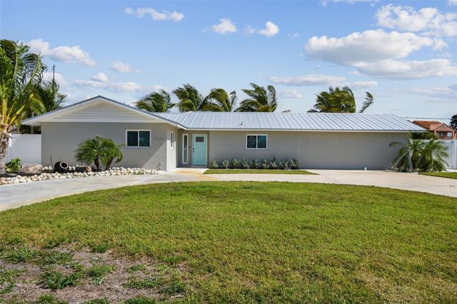 4900 ARLINGTON ROAD, Palmetto, FL 34221