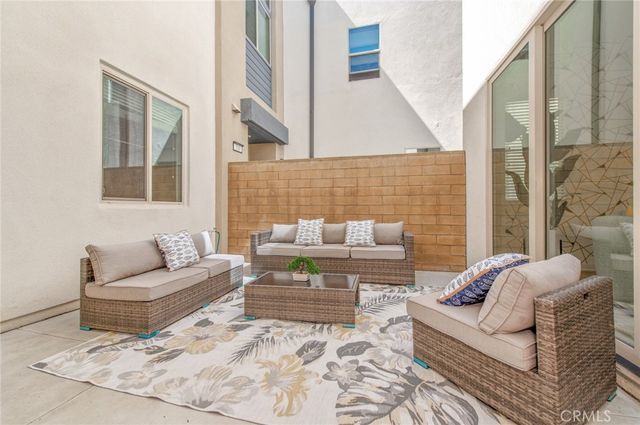 112 Stellar, Irvine, CA 92618