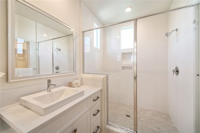 112 Stellar, Irvine, CA 92618