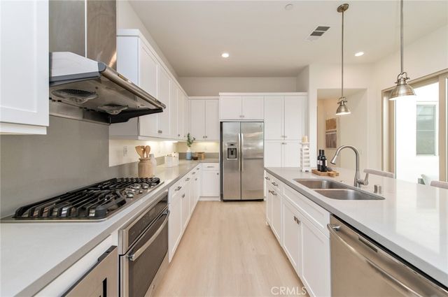 112 Stellar, Irvine, CA 92618