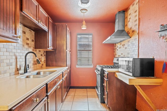 1707 Del Sol, San Antonio, TX 78227