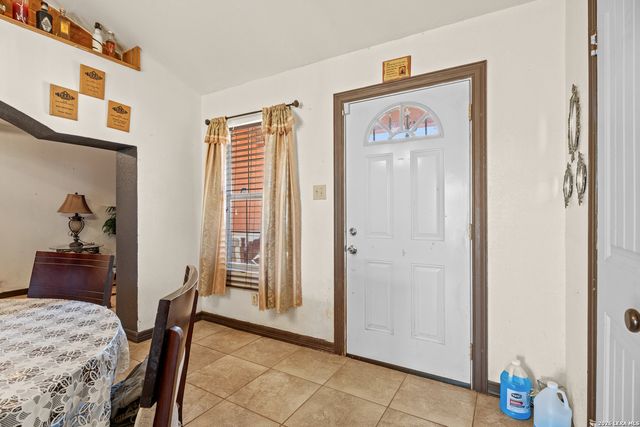 1707 Del Sol, San Antonio, TX 78227