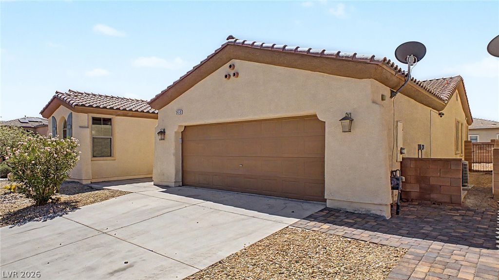 2013 Alamo Heights Avenue, North Las Vegas, NV 89031 — photo 4