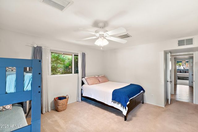 8051 N 14TH Avenue, Phoenix, AZ 85021