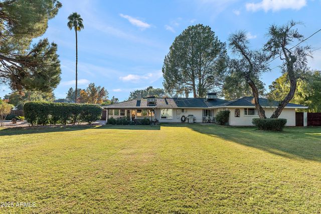 8051 N 14TH Avenue, Phoenix, AZ 85021