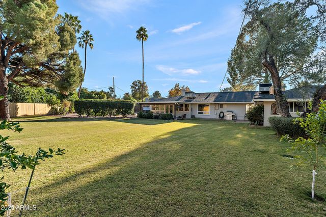 8051 N 14TH Avenue, Phoenix, AZ 85021