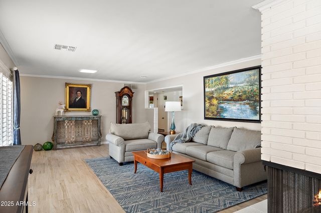 8051 N 14TH Avenue, Phoenix, AZ 85021