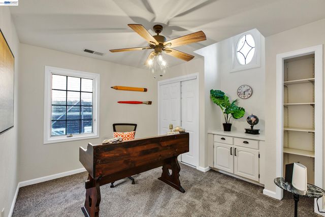 1932 College Ave, Livermore, CA 94550
