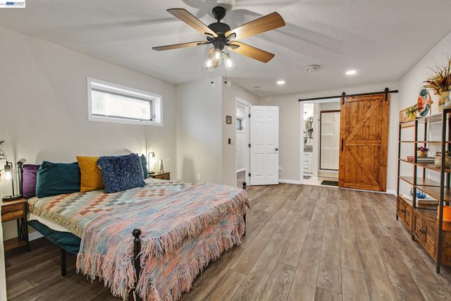 1932 College Ave, Livermore, CA 94550