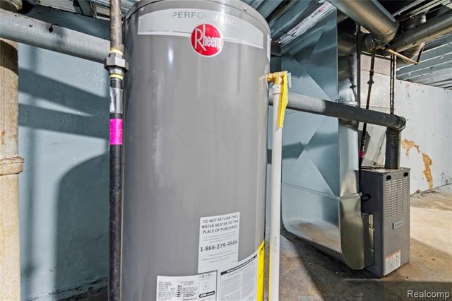 18734 Stahelin Avenue, Detroit, MI 48219