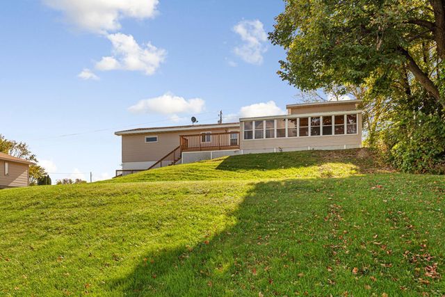 8325 Hennepin Way, Morristown, MN 55052