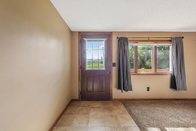 8325 Hennepin Way, Morristown, MN 55052