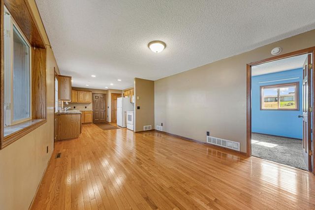 8325 Hennepin Way, Morristown, MN 55052