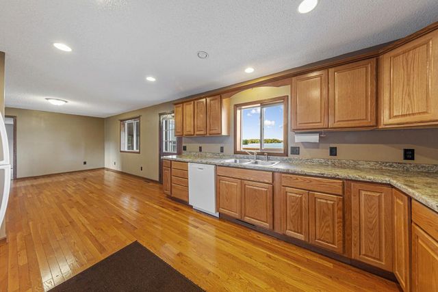 8325 Hennepin Way, Morristown, MN 55052