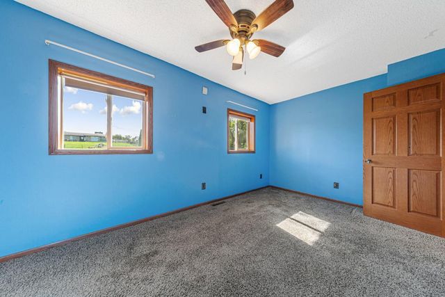 8325 Hennepin Way, Morristown, MN 55052