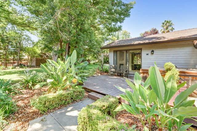 4960 Paloma Ave, Carmichael, CA 95608
