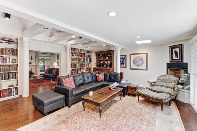 4960 Paloma Ave, Carmichael, CA 95608