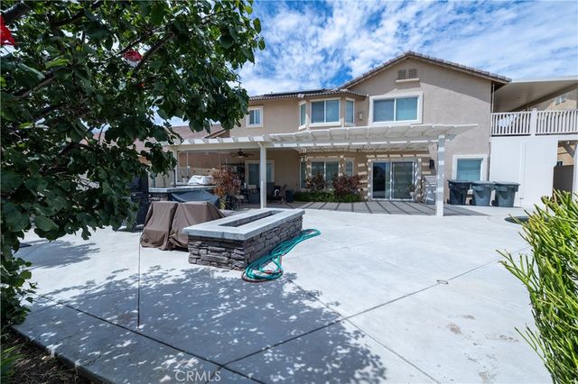 2343 Willowbrook Lane, Perris, CA 92571