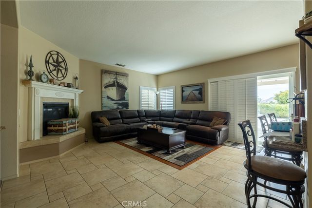 2343 Willowbrook Lane, Perris, CA 92571