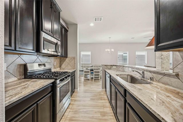 6510 Macroom Meadows Lane, Houston, TX 77048
