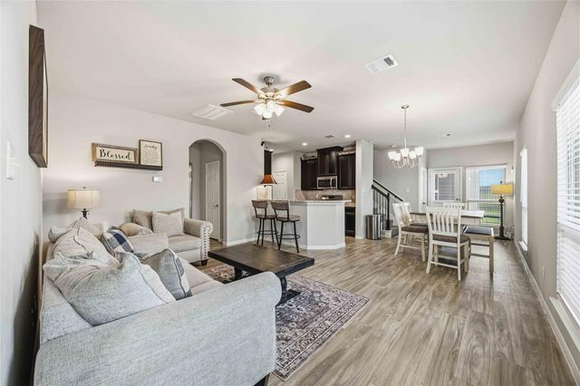 6510 Macroom Meadows Lane, Houston, TX 77048