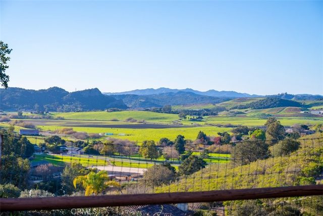 1685 Corbett Highlands Place, Arroyo Grande, CA 93420