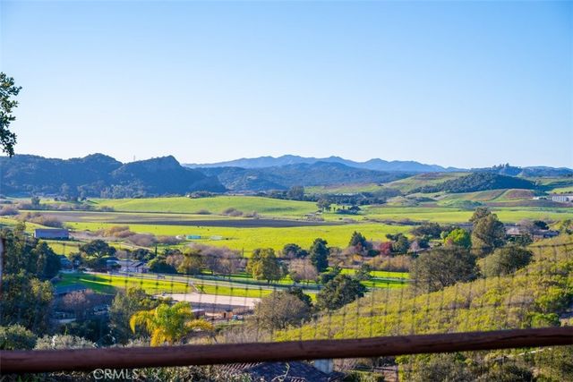 1685 Corbett Highlands Place, Arroyo Grande, CA 93420