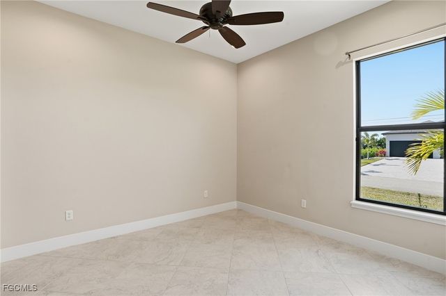 3527 NW 8th TER, Cape Coral, FL 33993