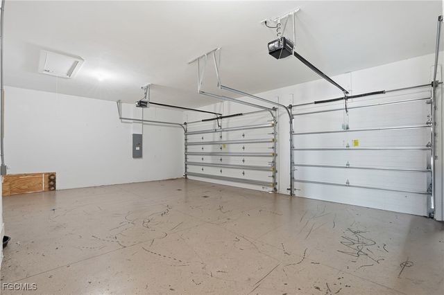 3527 NW 8th TER, Cape Coral, FL 33993