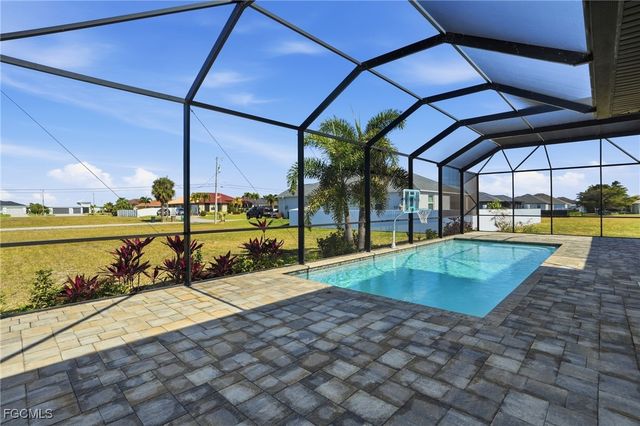 3527 NW 8th TER, Cape Coral, FL 33993