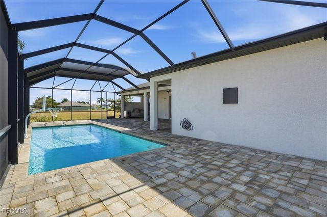 3527 NW 8th TER, Cape Coral, FL 33993