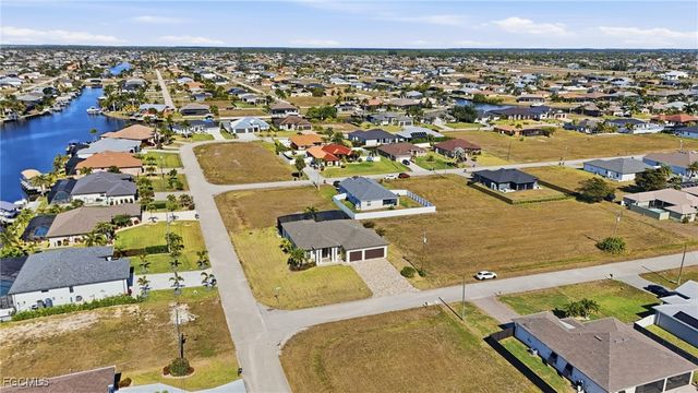 3527 NW 8th TER, Cape Coral, FL 33993