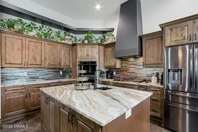 1280 Rosita Court, Las Cruces, NM 88005