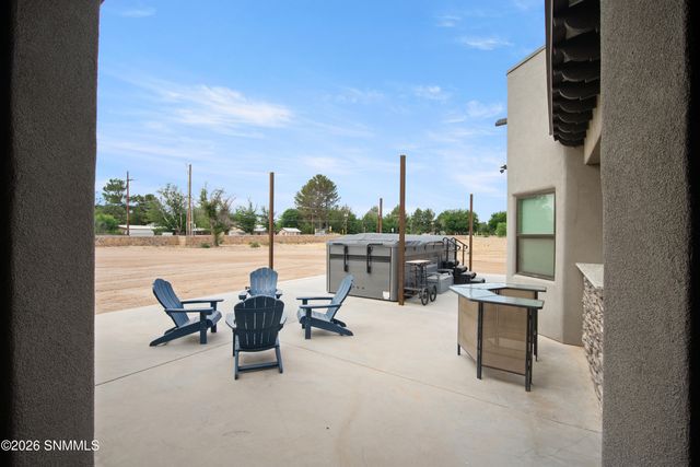 1280 Rosita Court, Las Cruces, NM 88005