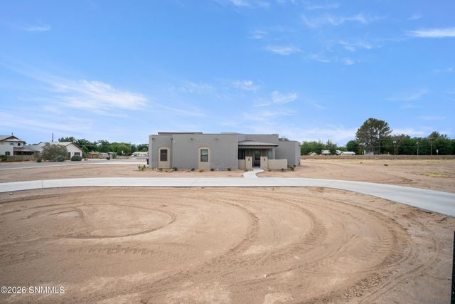 1280 Rosita Court, Las Cruces, NM 88005